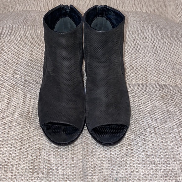 Balenciaga Back Zipper Black Open toe booties - Picture 3 of 5